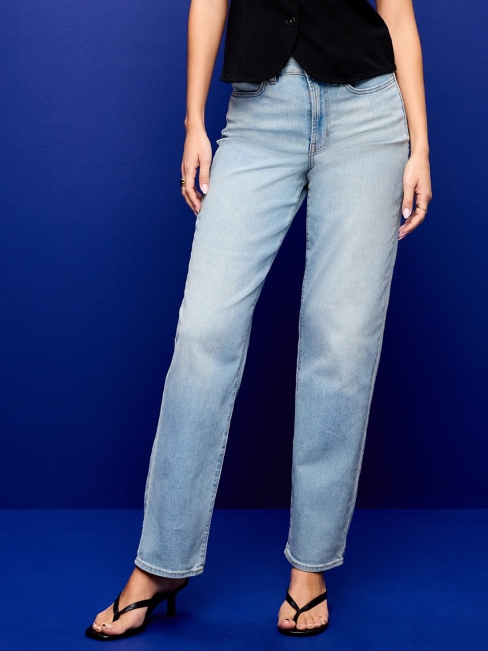 Old Navy High Rise Wow Loose Jeans Size 14S Light Wash Baggy Ankle Length